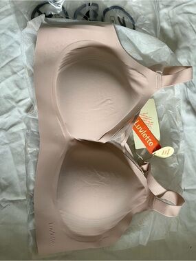 Luvlette Smooth Molded Wireless Bra in Light Pink